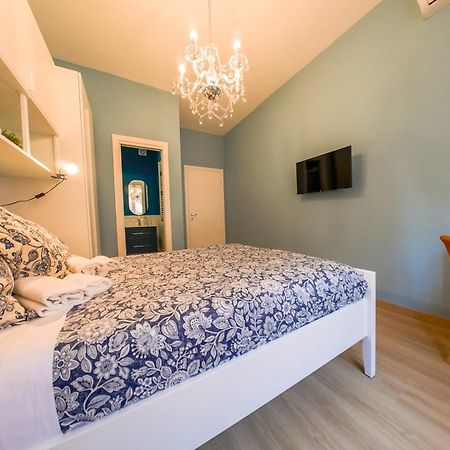 רומא Chic Modern 2-Bedroom Near Metro מראה חיצוני תמונה