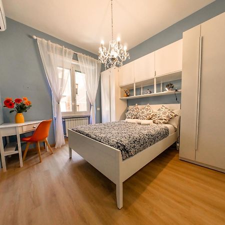 רומא Chic Modern 2-Bedroom Near Metro מראה חיצוני תמונה