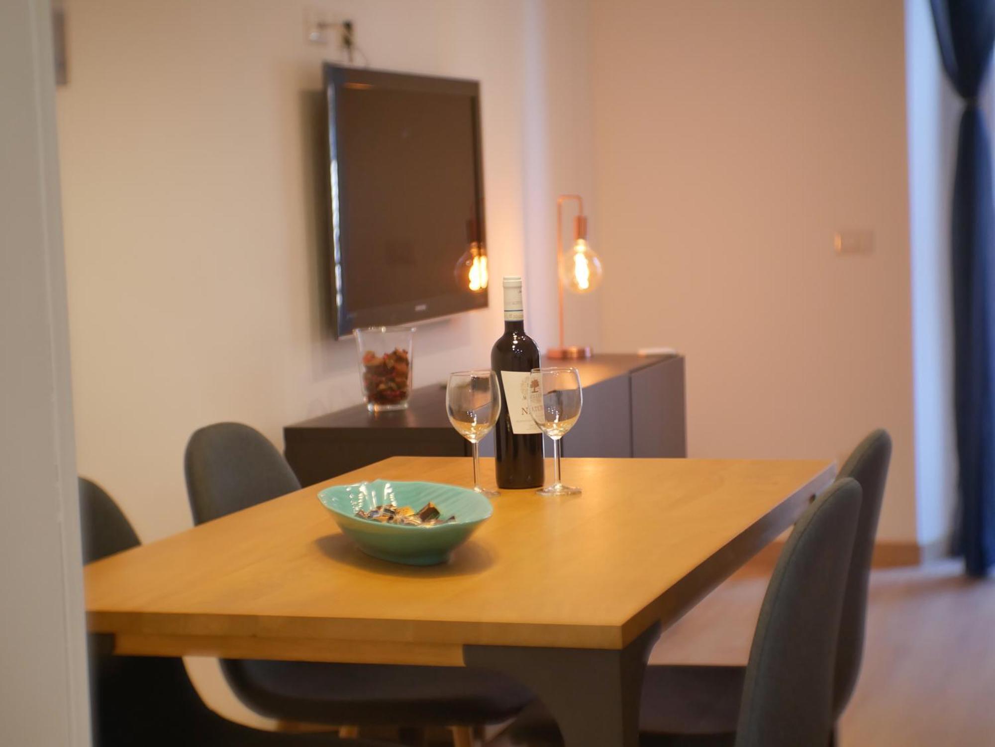 רומא Chic Modern 2-Bedroom Near Metro מראה חיצוני תמונה